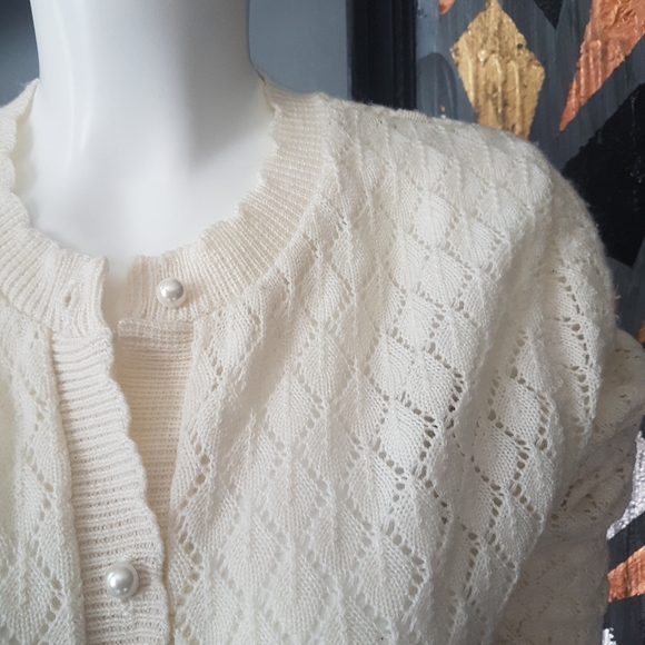 Vintage Made in Canada Cardigan - Picture 6 of 12